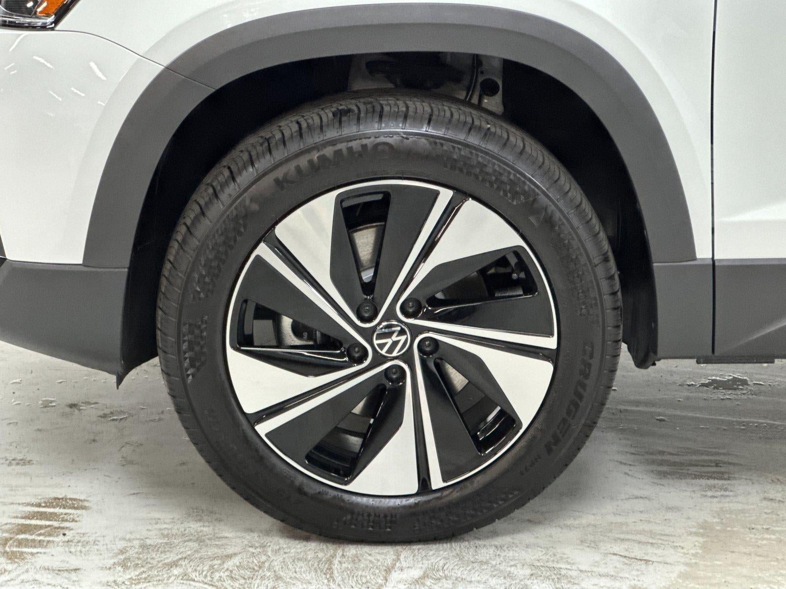 2026 Volkswagen Taos SE