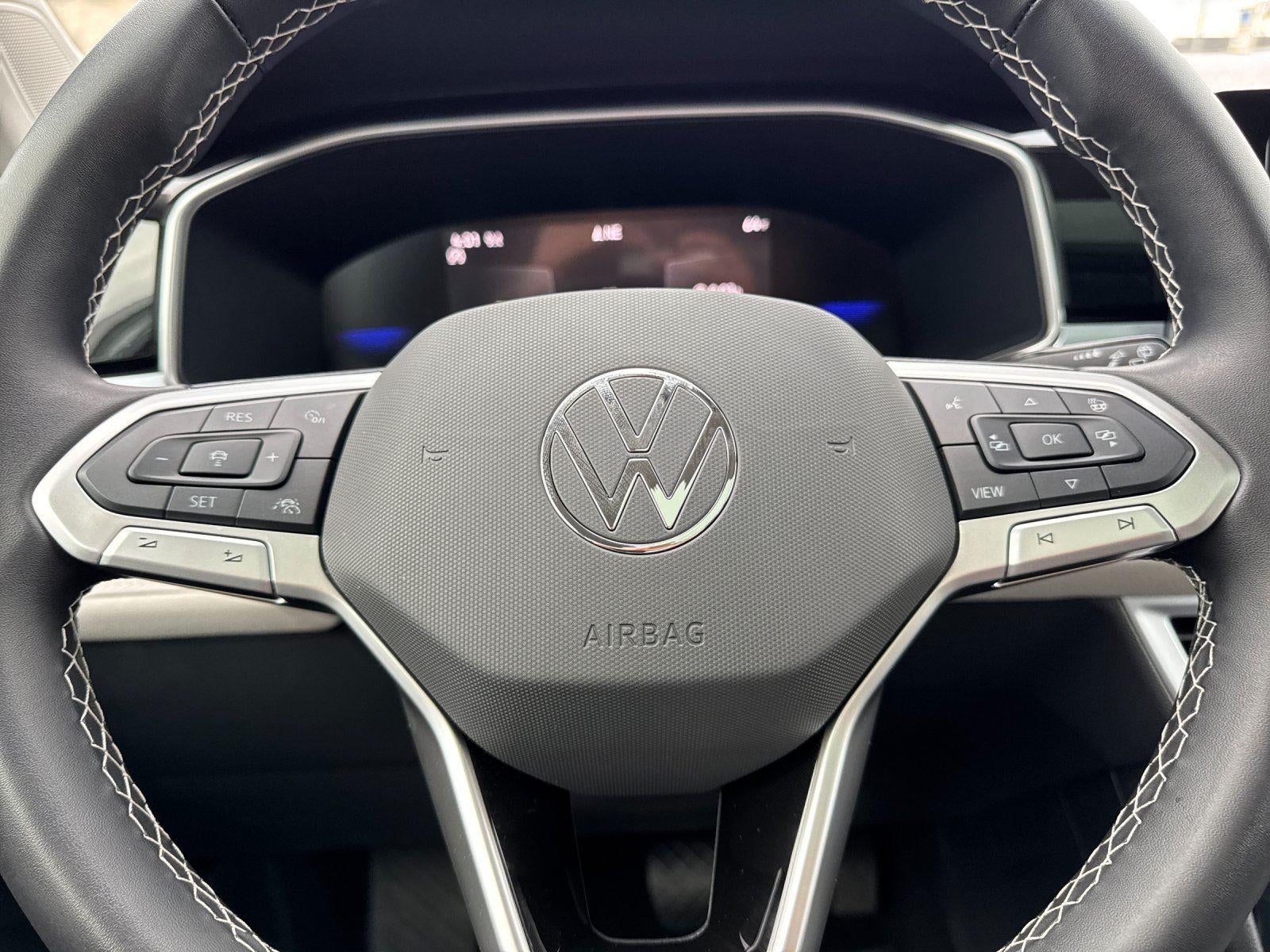 2025 Volkswagen Taos SE