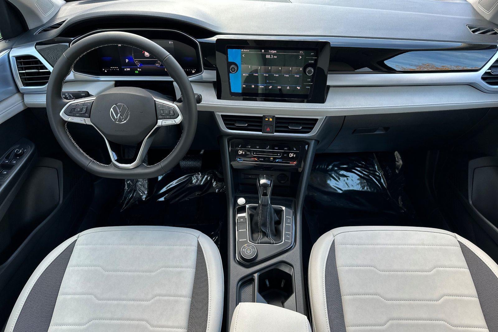 2026 Volkswagen Taos SE