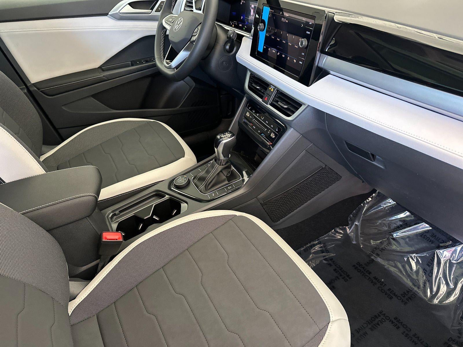 2026 Volkswagen Taos SE