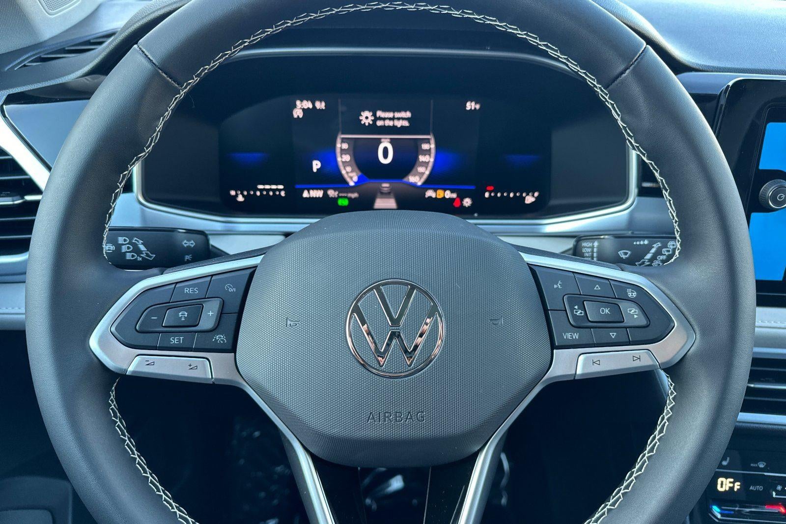 2026 Volkswagen Taos SE