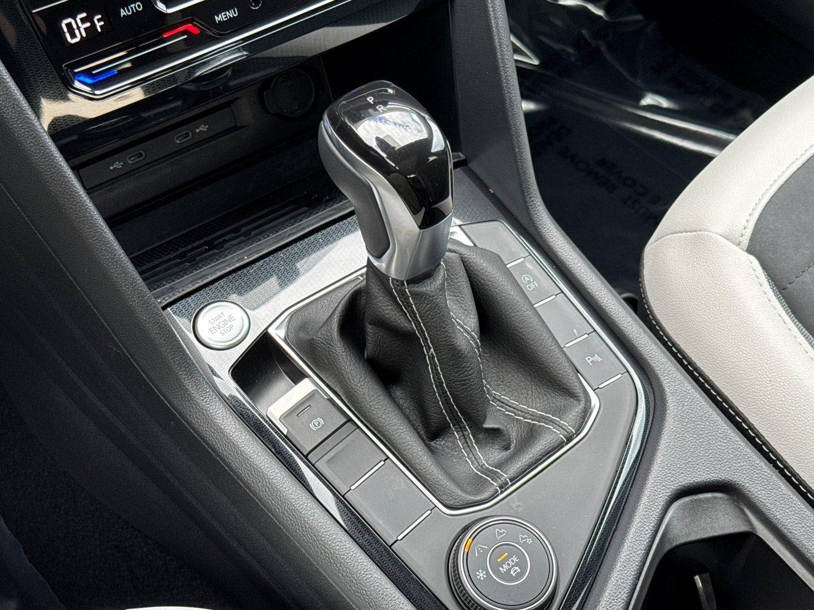 2025 Volkswagen Taos SE