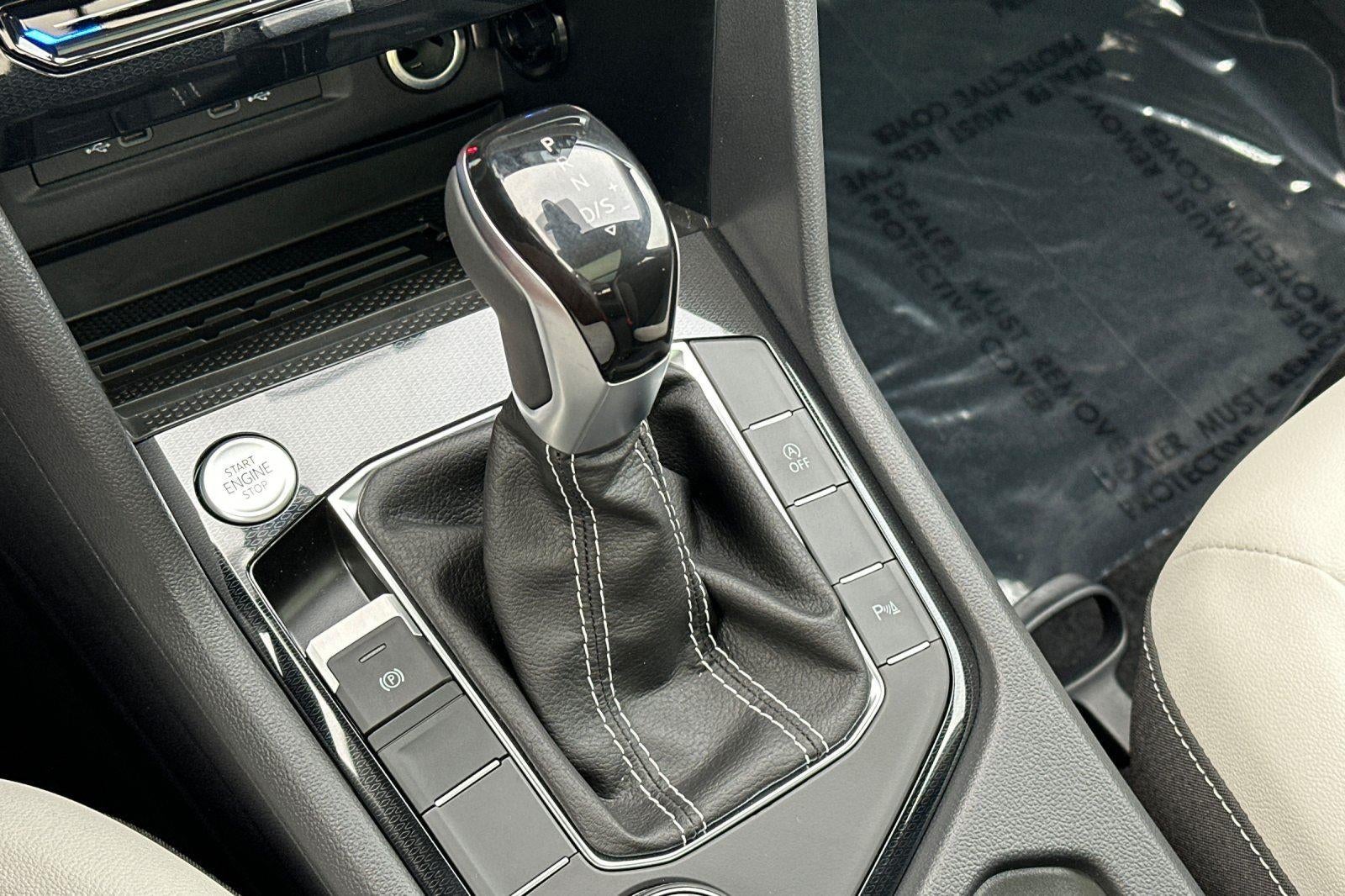 2026 Volkswagen Taos SE