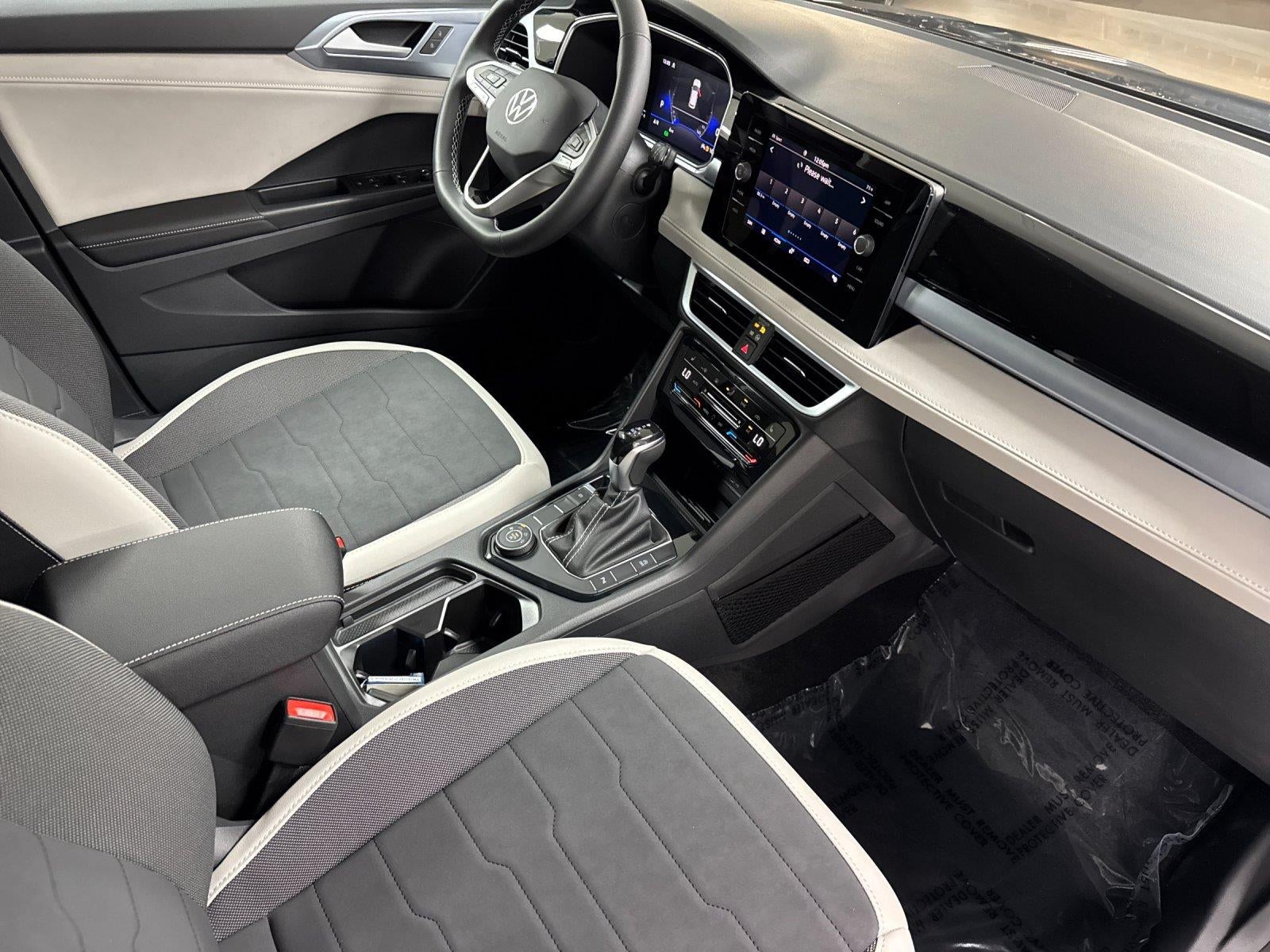 2026 Volkswagen Taos SE