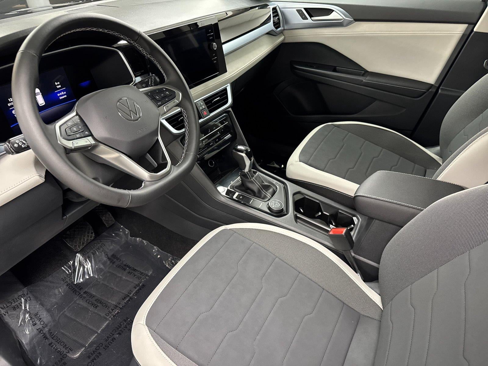 2026 Volkswagen Taos SE