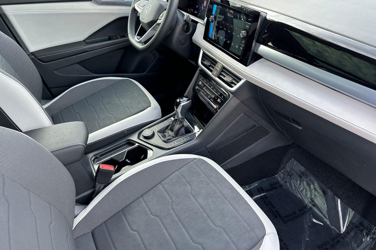 2026 Volkswagen Taos SE