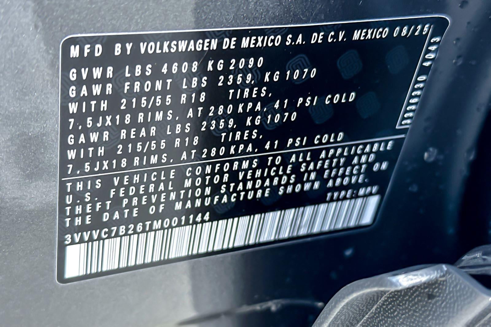 2026 Volkswagen Taos SE