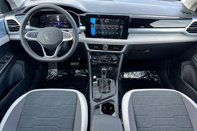 2026 Volkswagen Taos SE