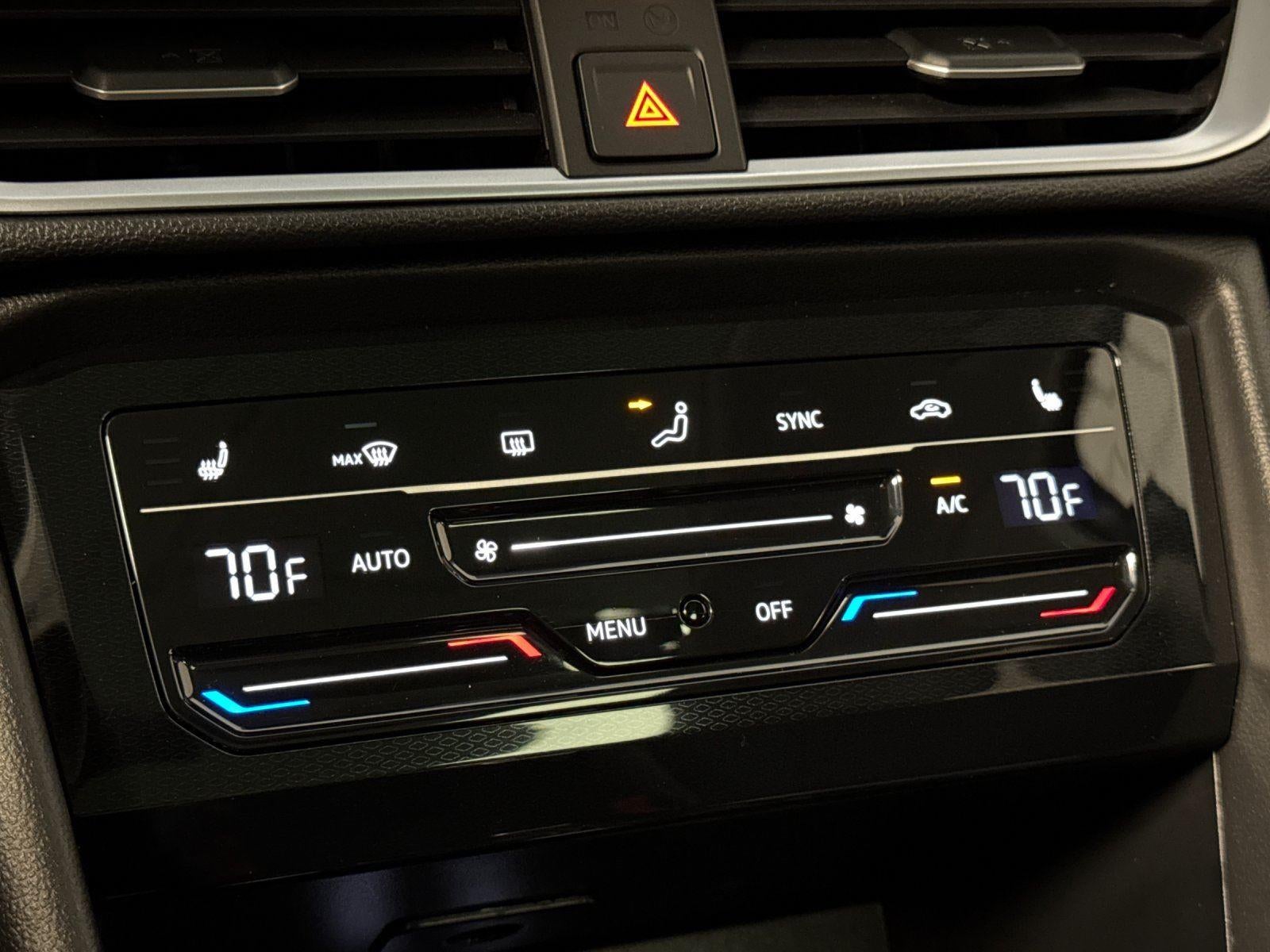 2025 Volkswagen Taos SE