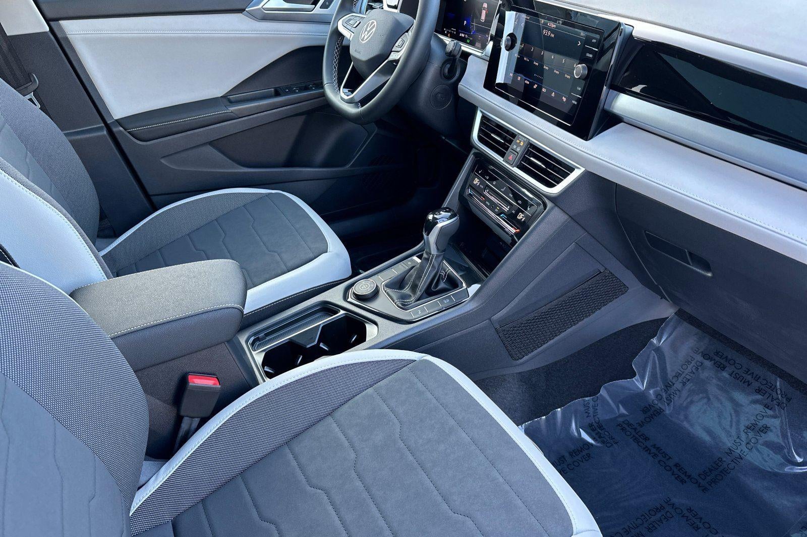 2026 Volkswagen Taos SE