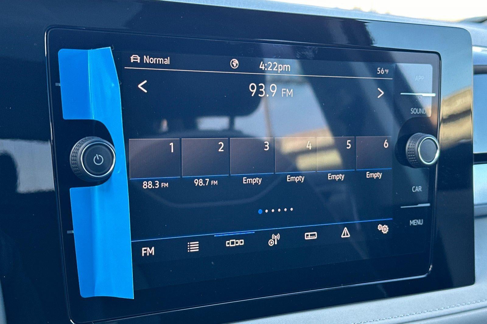 2026 Volkswagen Taos SE