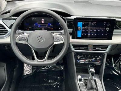 2026 Volkswagen Taos SE