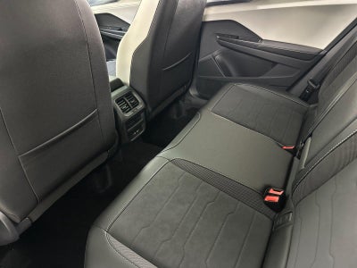 2027 Volkswagen Taos SE