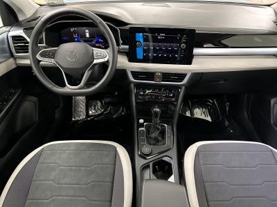 2027 Volkswagen Taos SE