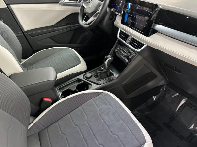 2027 Volkswagen Taos SE