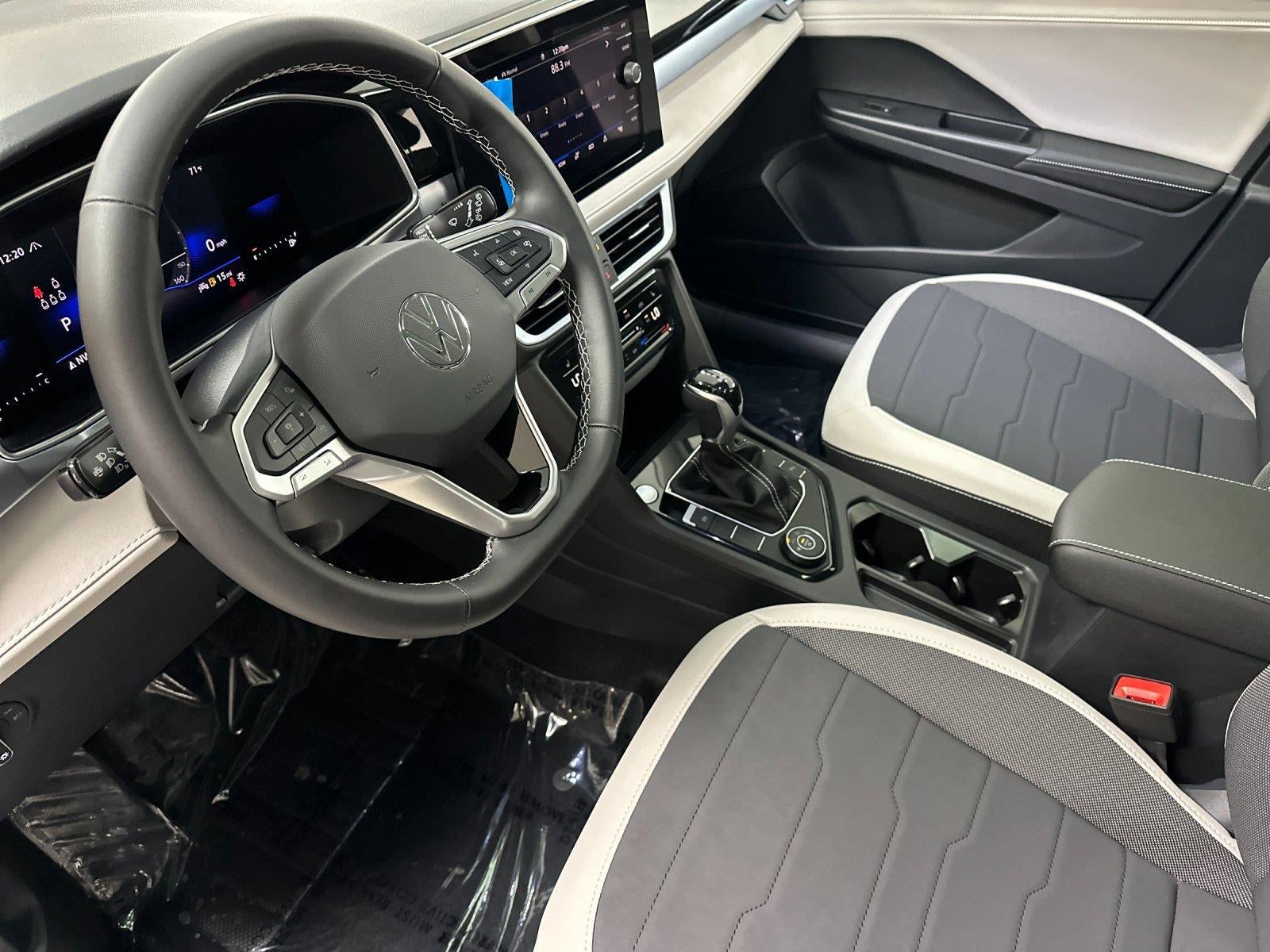 2027 Volkswagen Taos SE