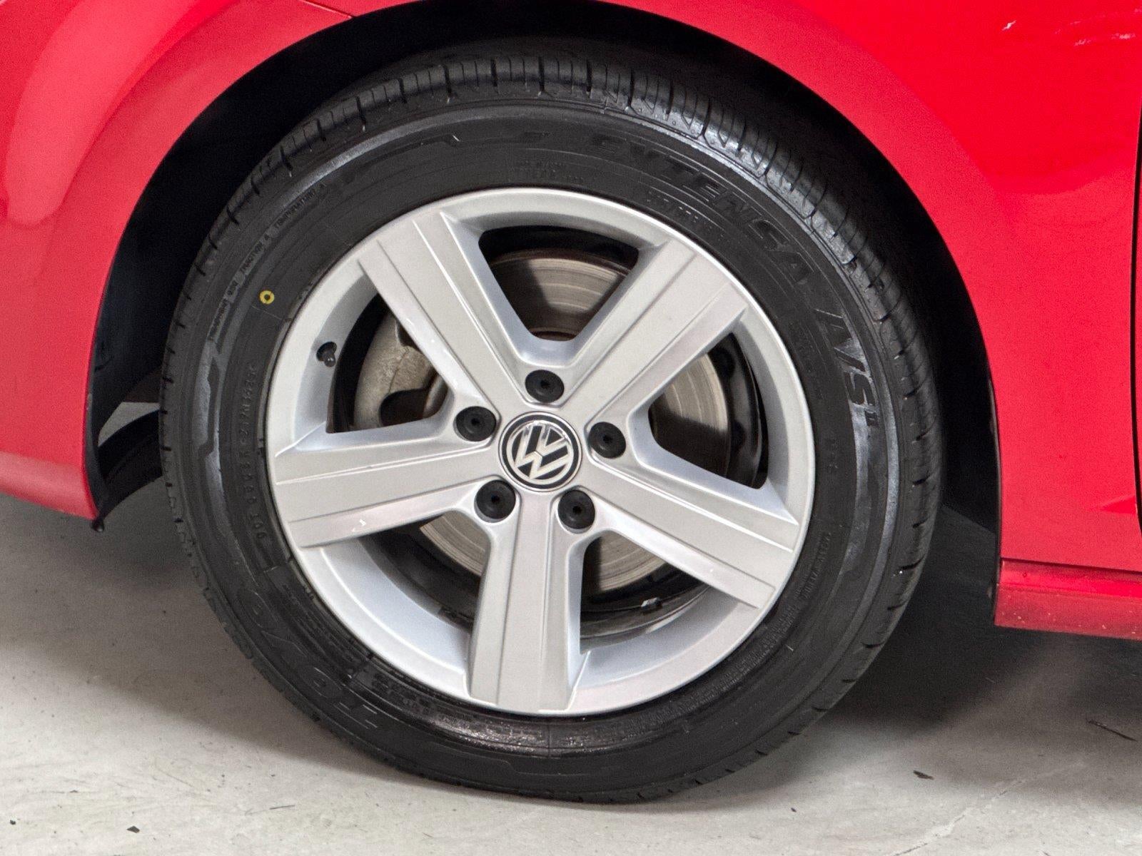 2017 Volkswagen Golf S