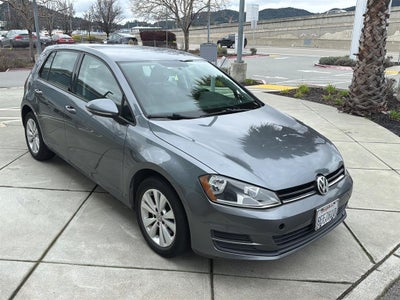2015 Volkswagen Golf TDI S