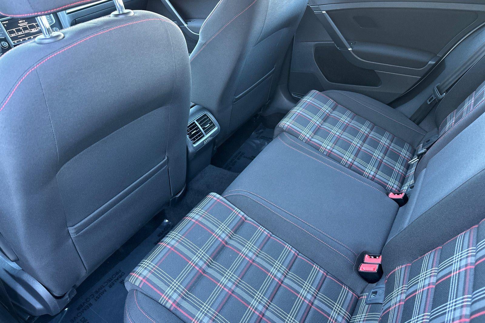 2016 Volkswagen Golf GTI S