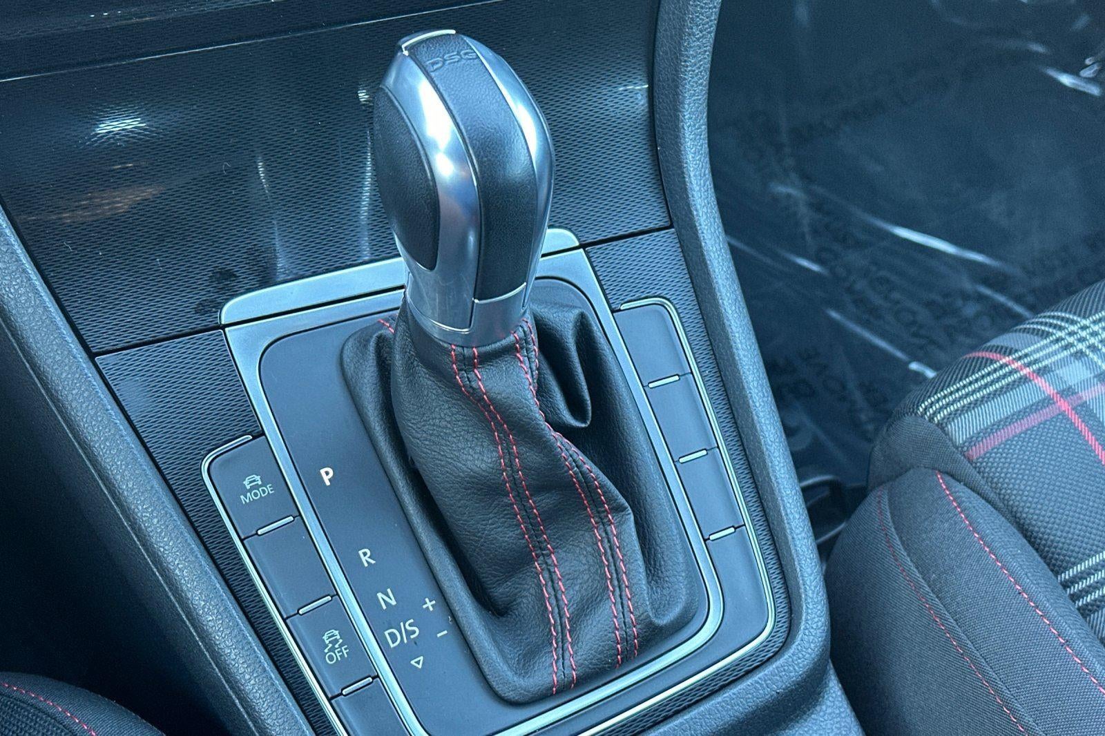 2016 Volkswagen Golf GTI S