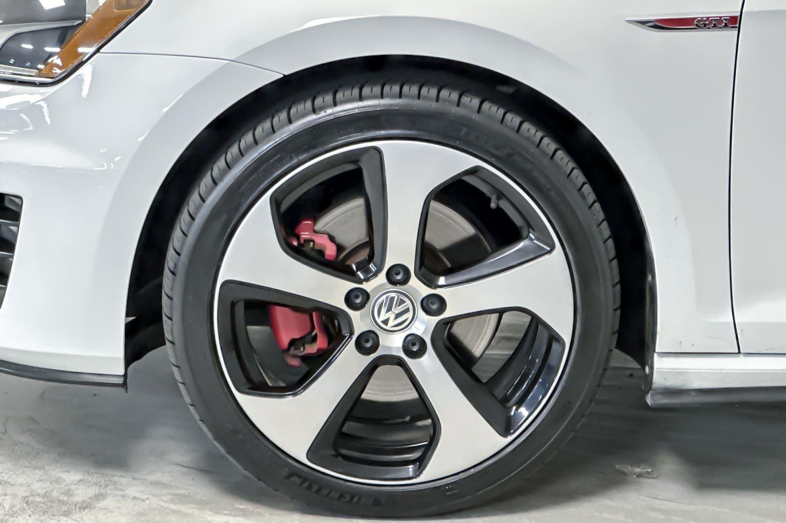 2016 Volkswagen Golf GTI S