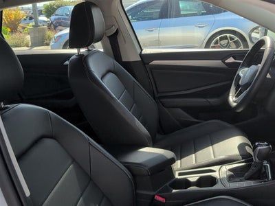 2023 Volkswagen Jetta SE