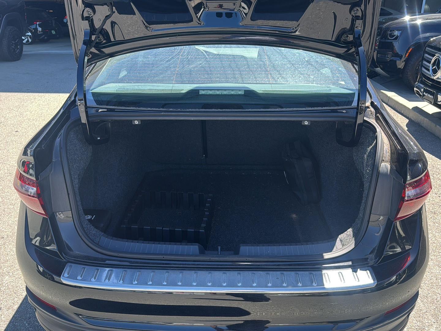 2023 Volkswagen Jetta SE