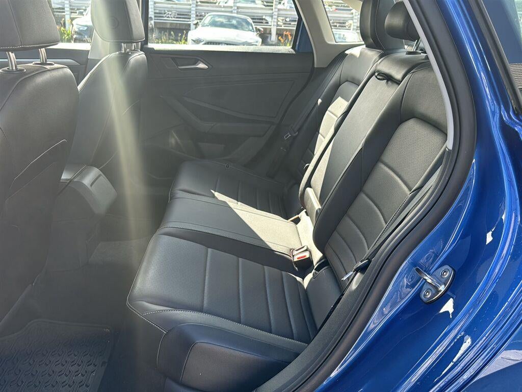 2023 Volkswagen Jetta SE
