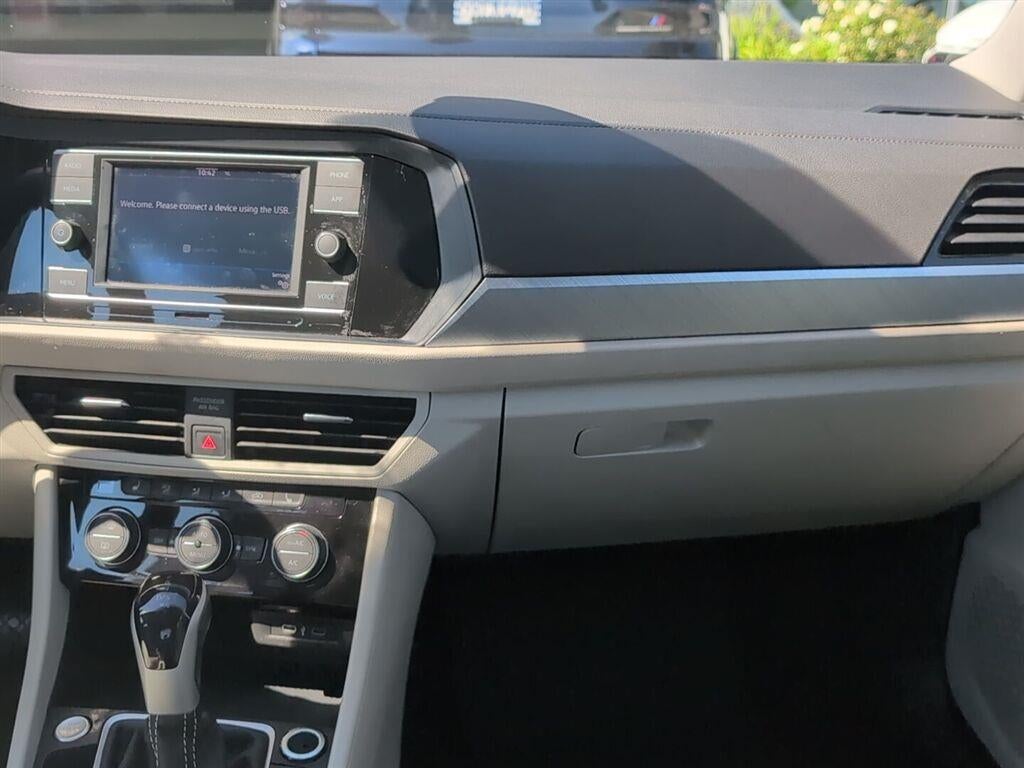 2023 Volkswagen Jetta SE