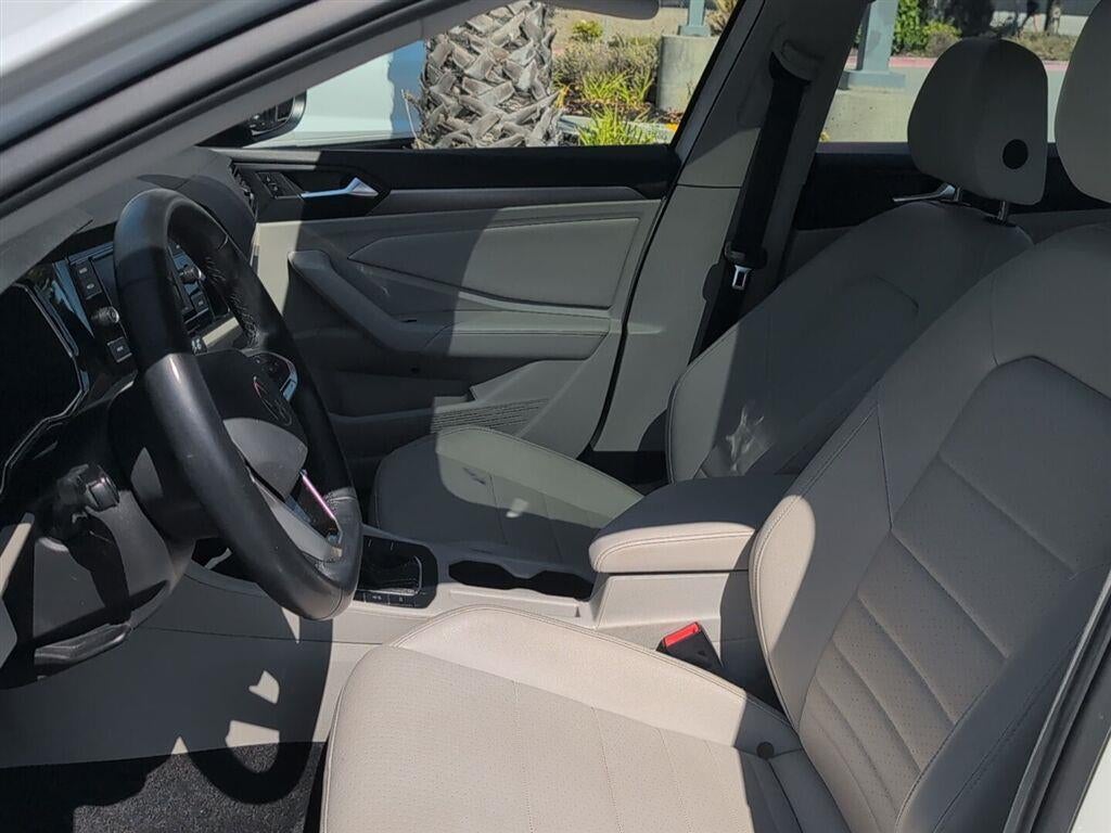 2023 Volkswagen Jetta SE