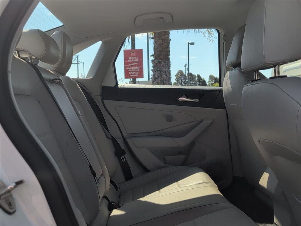 2023 Volkswagen Jetta SE