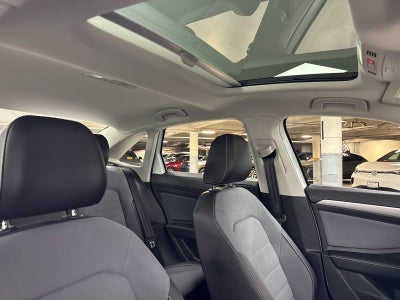 2027 Volkswagen Jetta SE