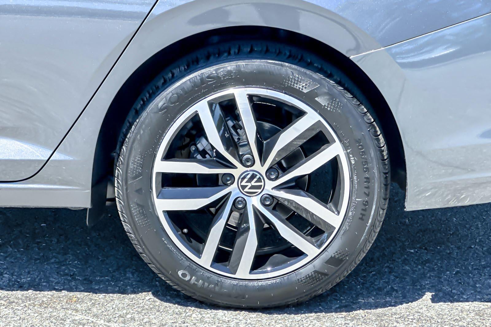 2025 Volkswagen Jetta SE