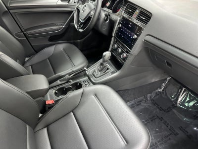 2018 Volkswagen Golf SportWagen SE