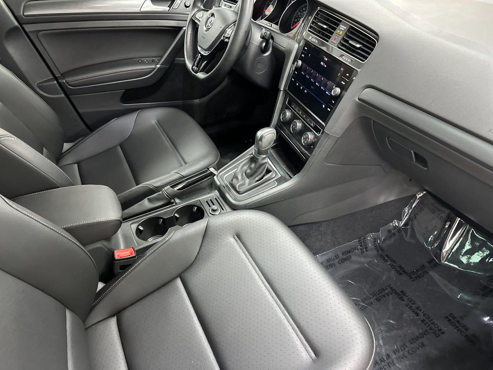 2018 Volkswagen Golf SportWagen SE