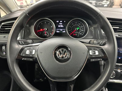 2018 Volkswagen Golf SportWagen SE