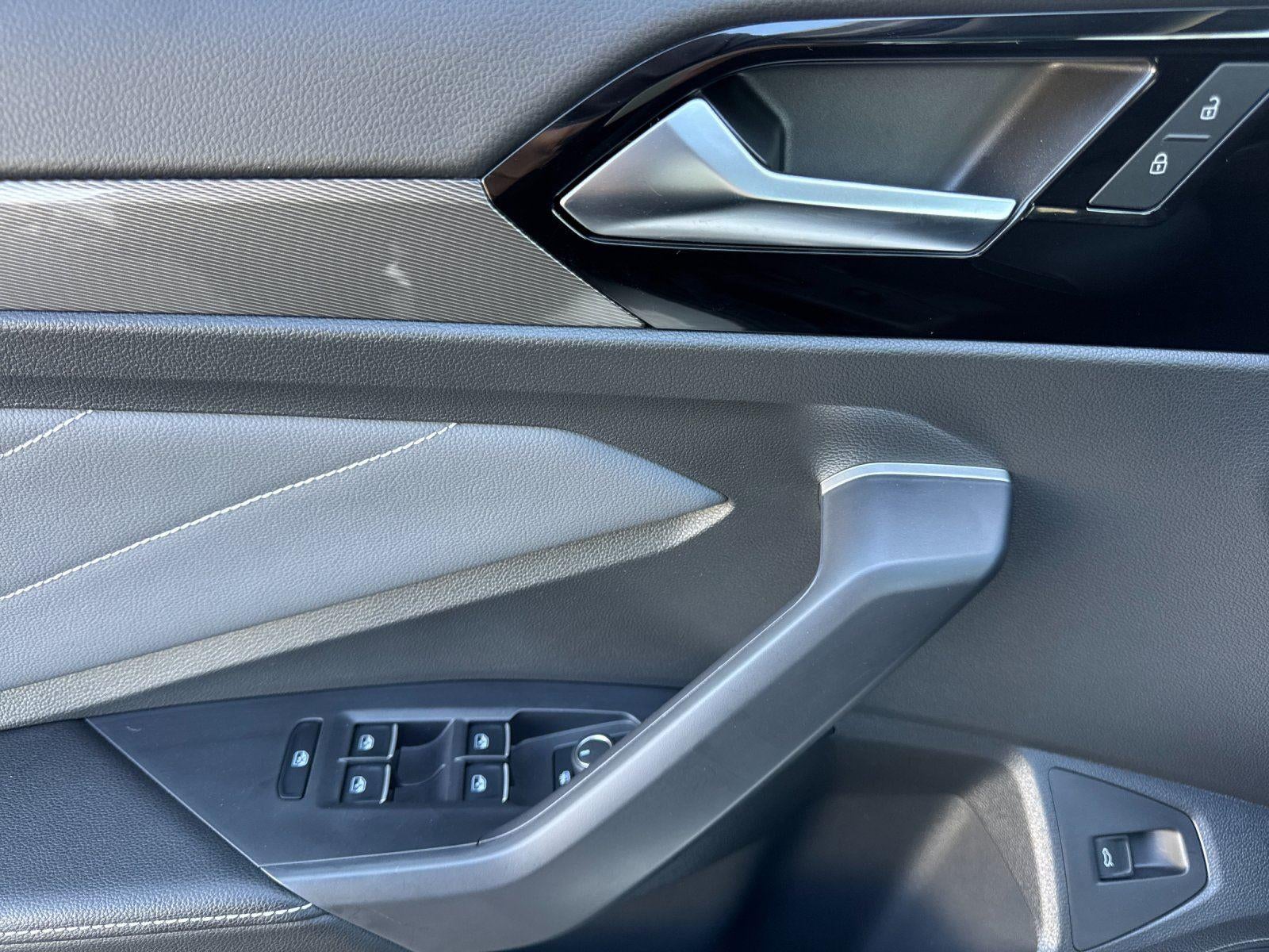 2025 Volkswagen Jetta SEL