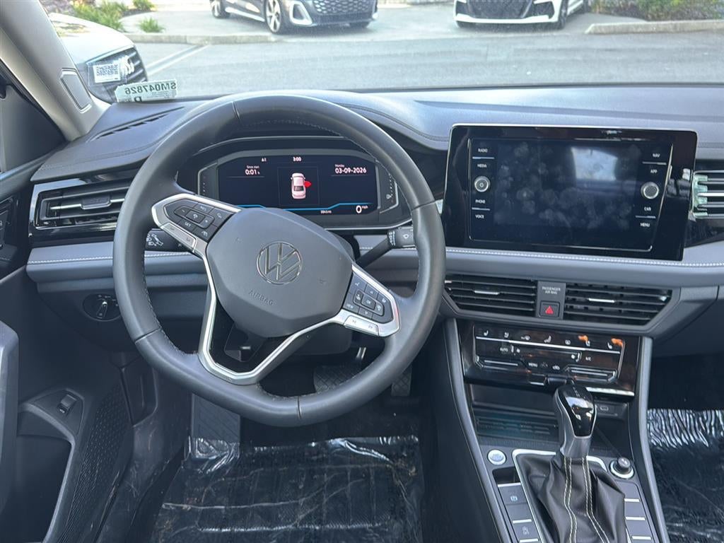 2025 Volkswagen Jetta SEL