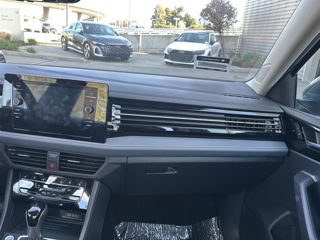 2025 Volkswagen Jetta SEL