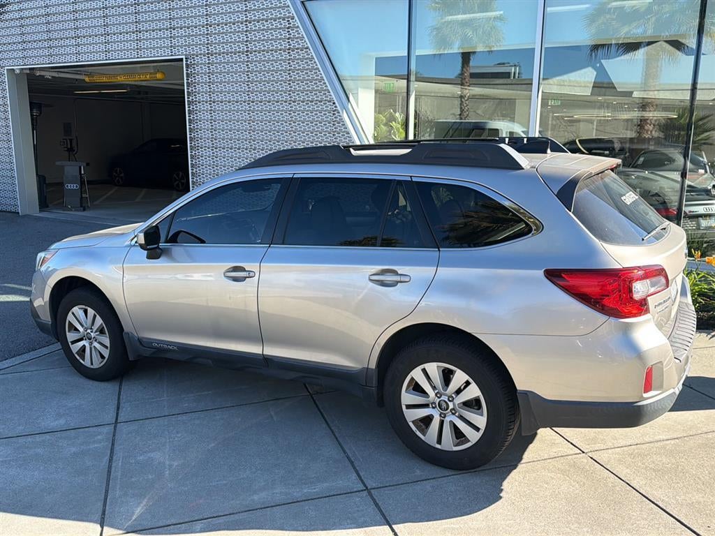 2017 Subaru Outback Premium