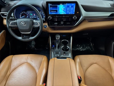 2022 Toyota Highlander Platinum