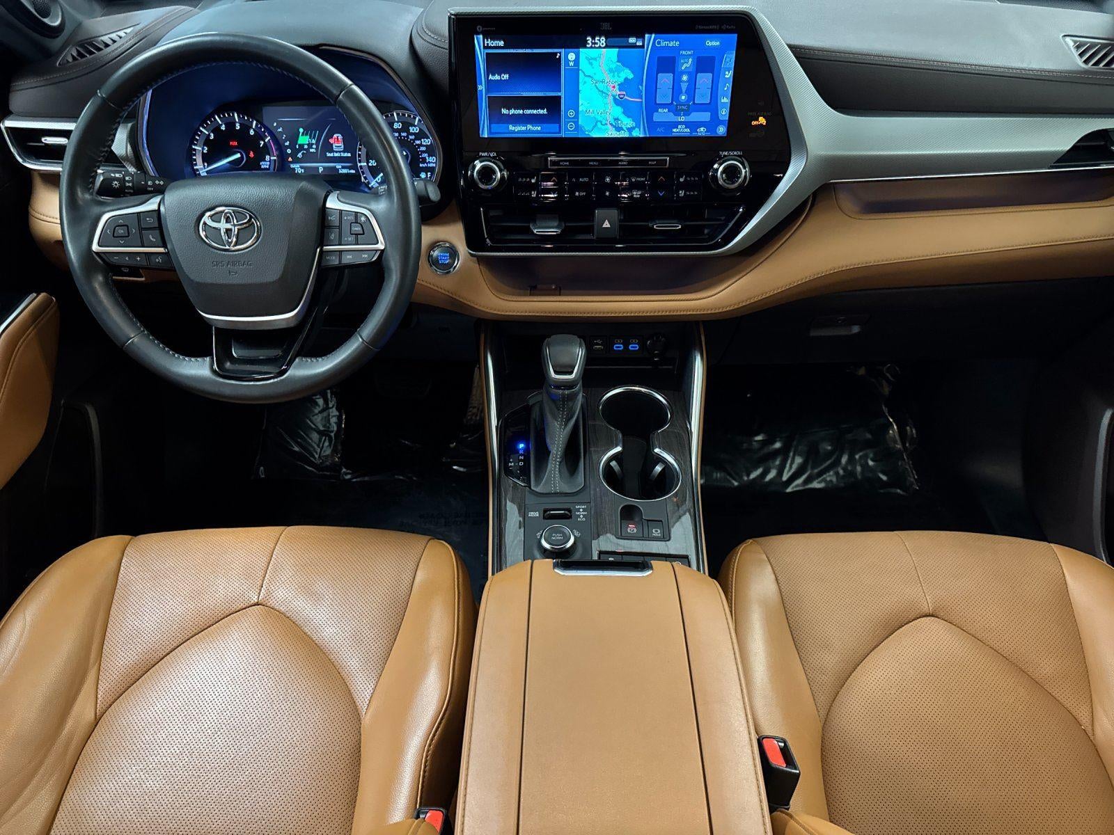 2022 Toyota Highlander Platinum