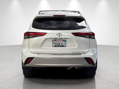 2022 Toyota Highlander Platinum