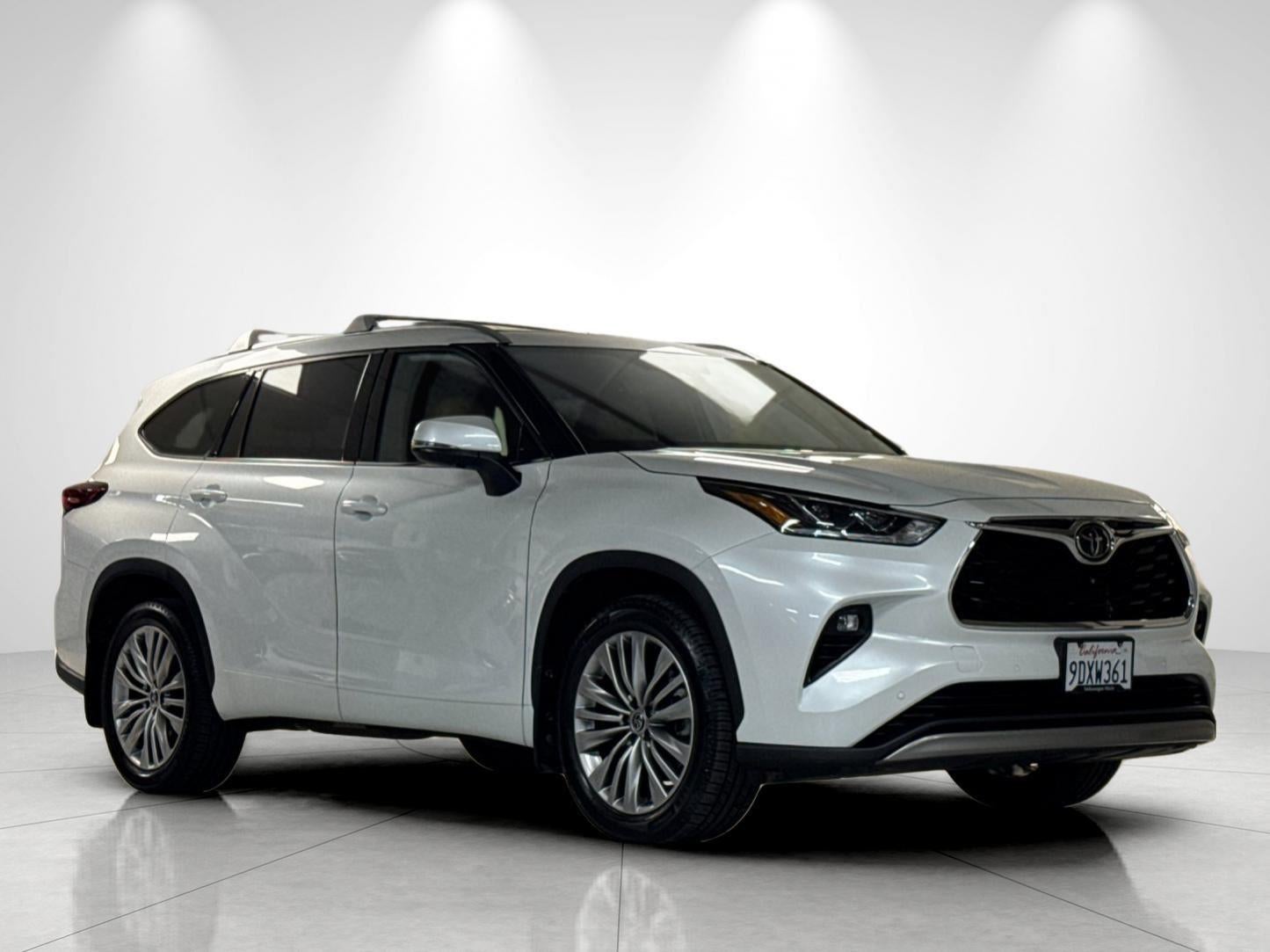 2022 Toyota Highlander Platinum