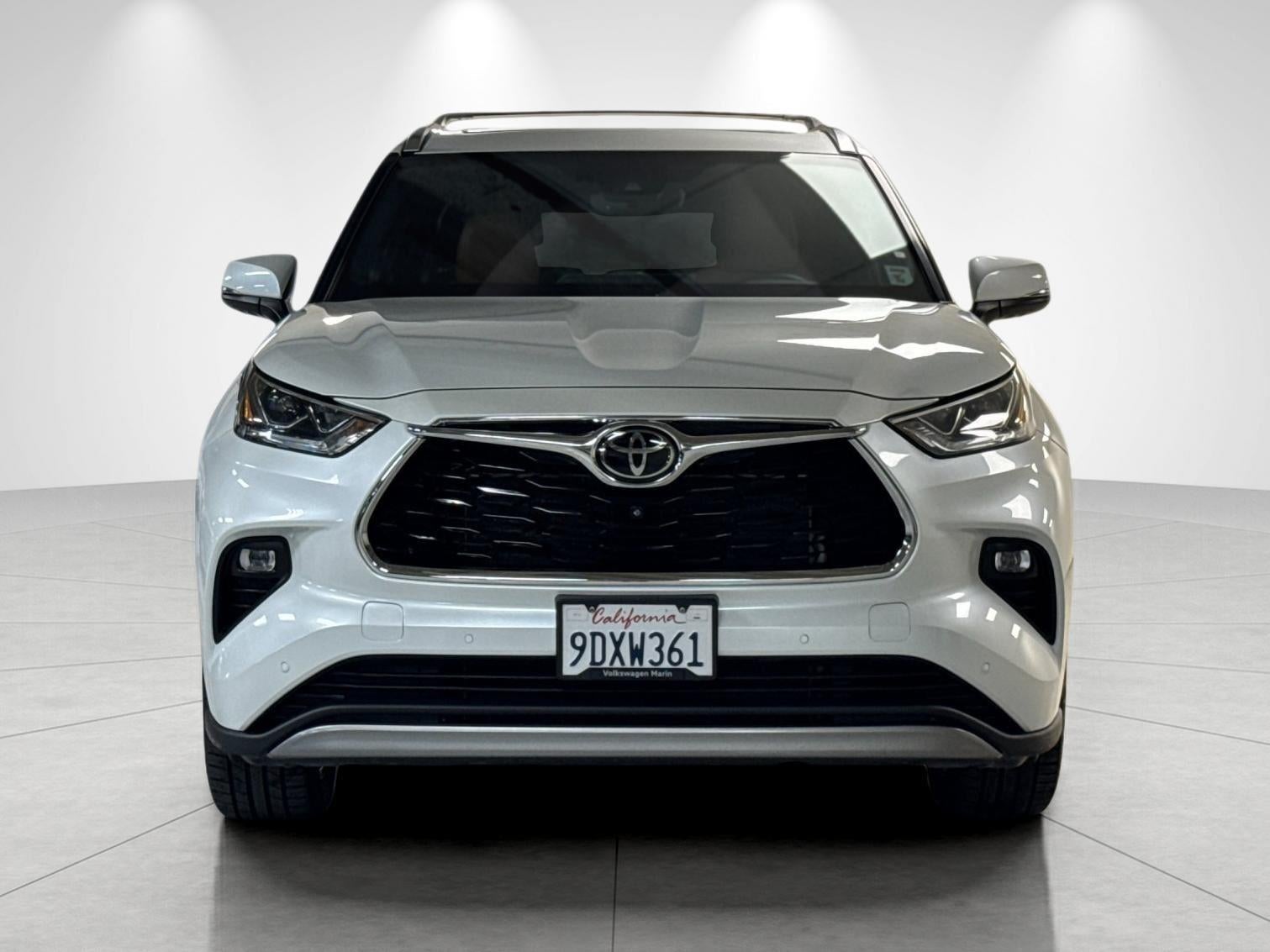 2022 Toyota Highlander Platinum