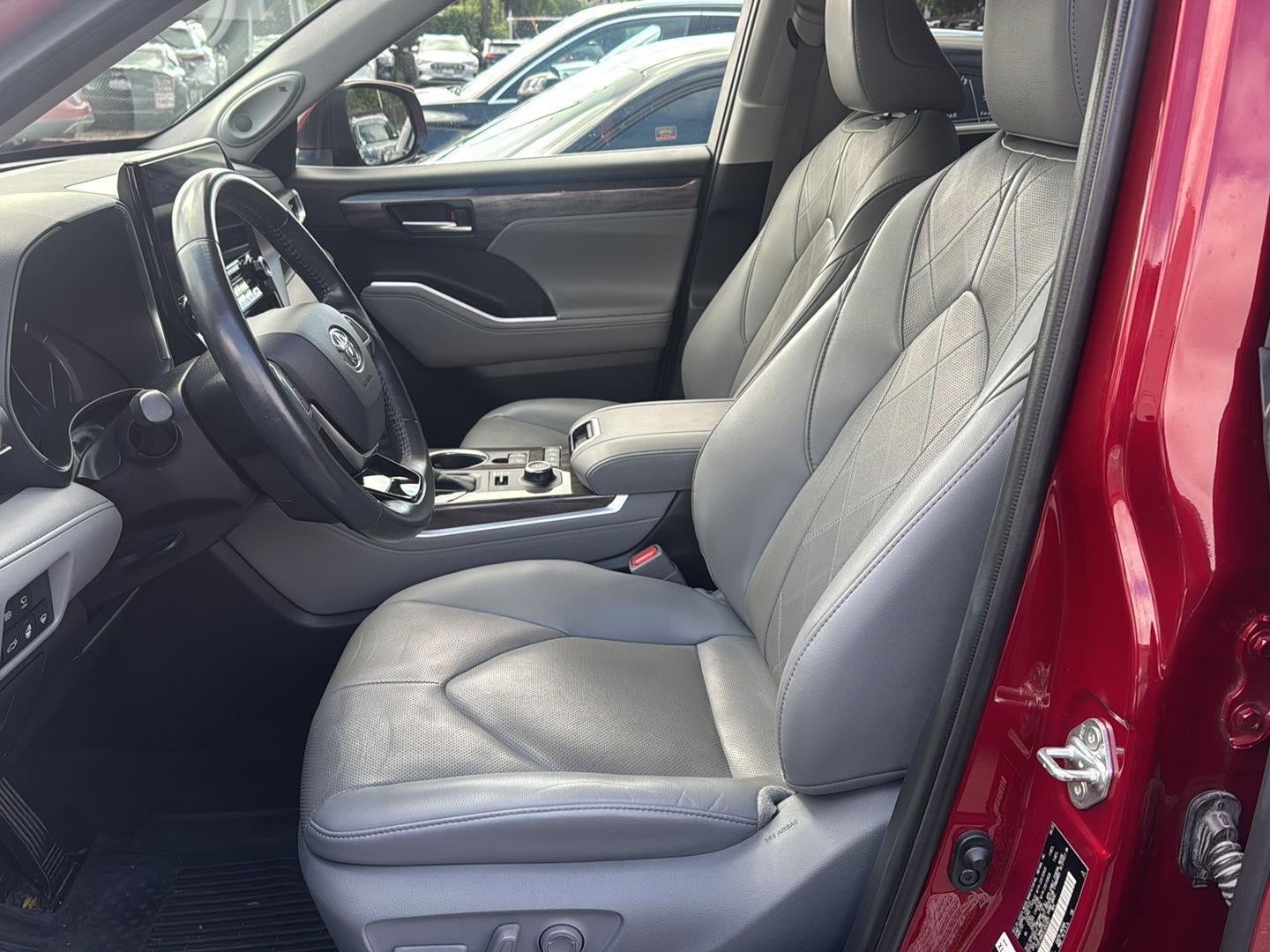 2020 Toyota Highlander Platinum