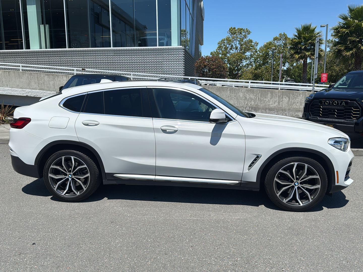 2021 BMW X4 xDrive30i