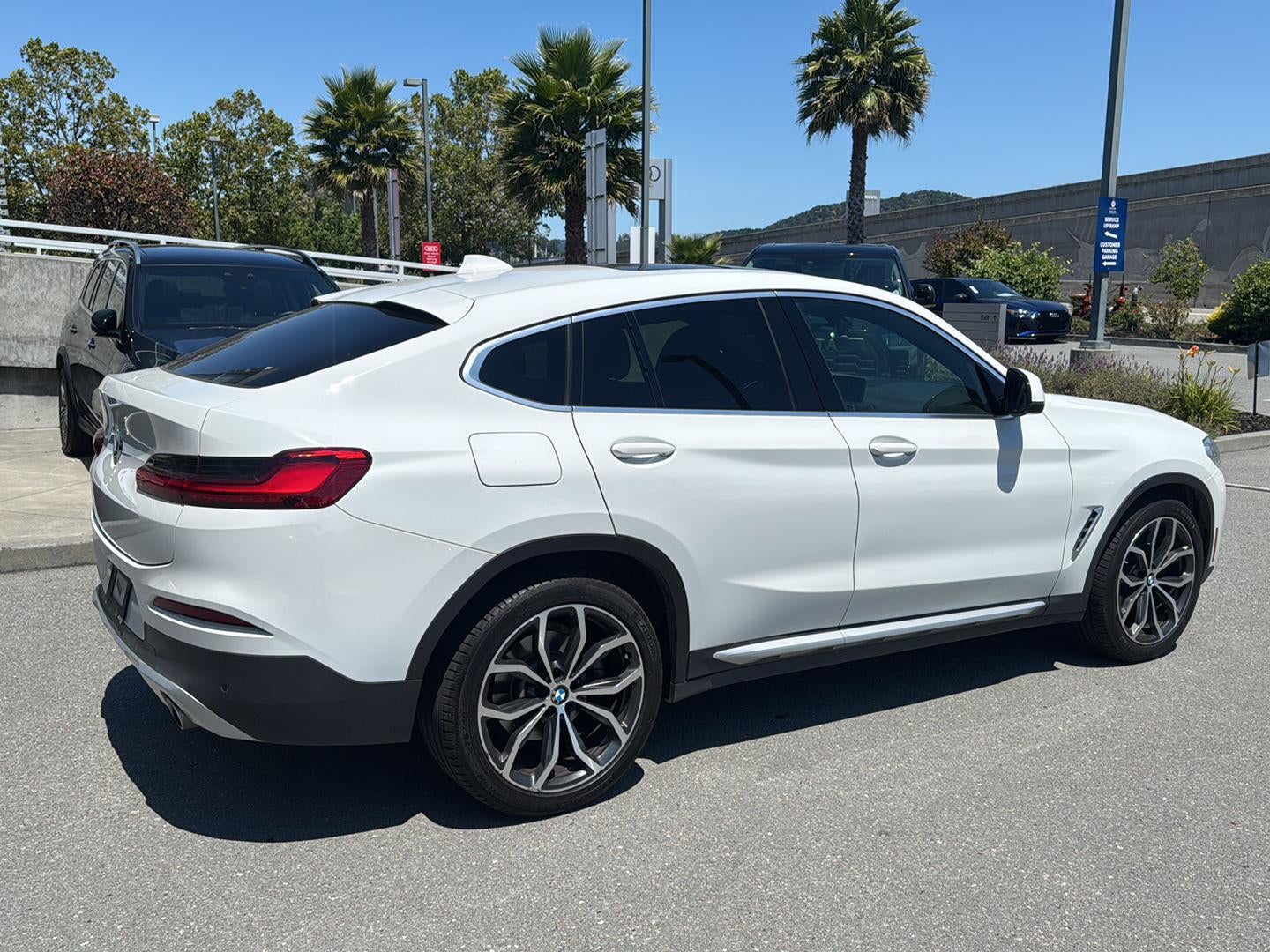2021 BMW X4 xDrive30i