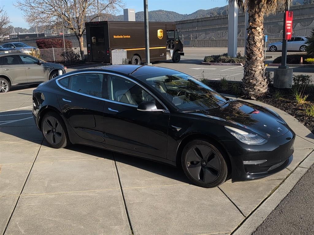 2019 Tesla Model 3 Mid Range