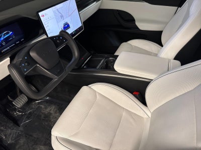2022 Tesla Model X Plaid